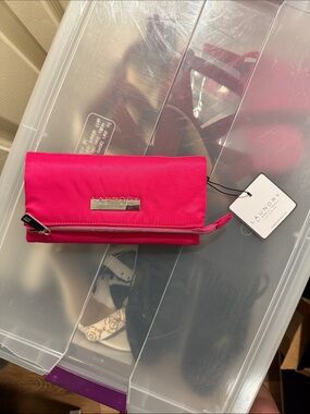BRAND NEW WITH TAGS! 'Laundry By Shelli Segal' Hot Pink Foldover Clutch/Purse
